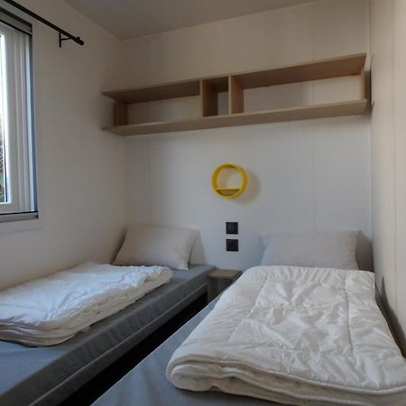 Camping Les Sables Blancs 孔卡尔诺 外观 照片