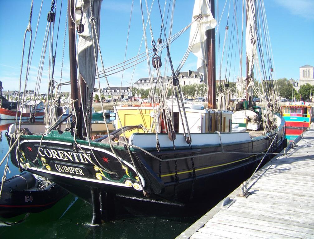 Camping Les Sables Blancs 孔卡尔诺 外观 照片